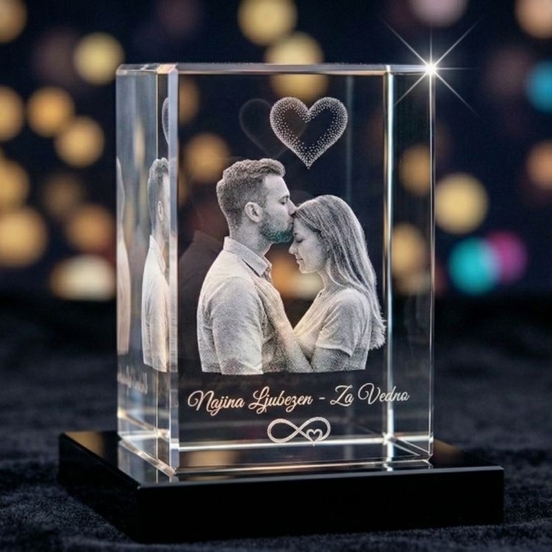 3D Kristal Kvader z lasersko graviranim spominom na par - personalizirano darilo za obletnico